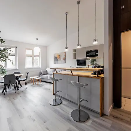 Appartement Rentplanet - Swiety Marcin *